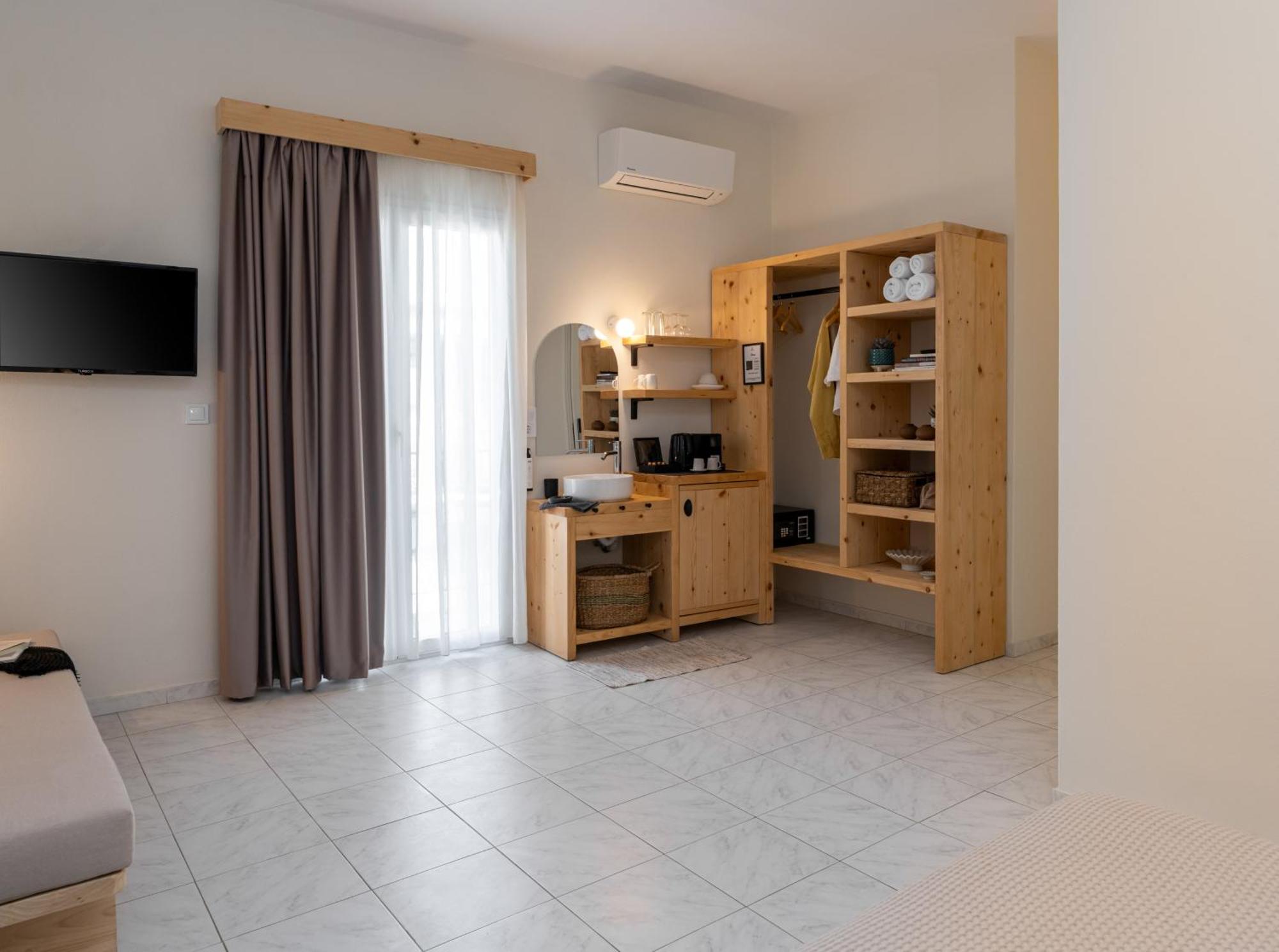 Capella Skiathos, Town Екстер'єр фото