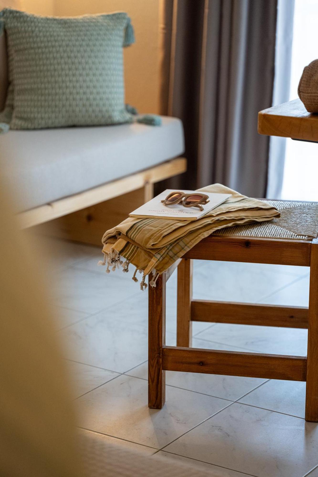 Capella Skiathos, Town Екстер'єр фото